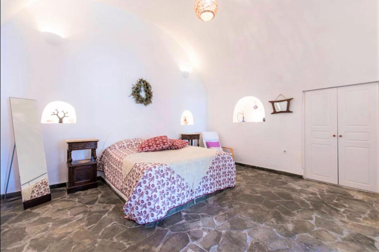 Bioclimatic Cave House Santorini Villa Vóthon Esterno foto