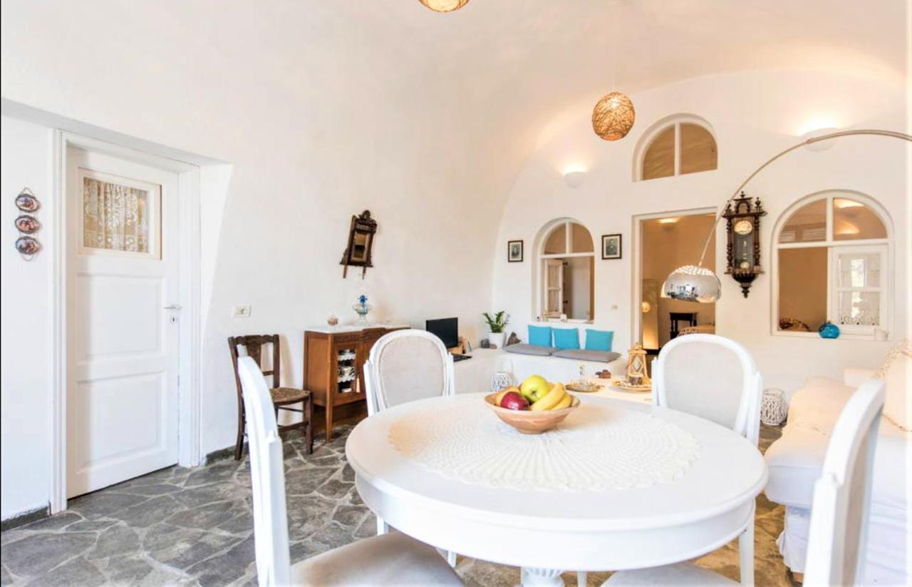 Bioclimatic Cave House Santorini Villa Vóthon Esterno foto