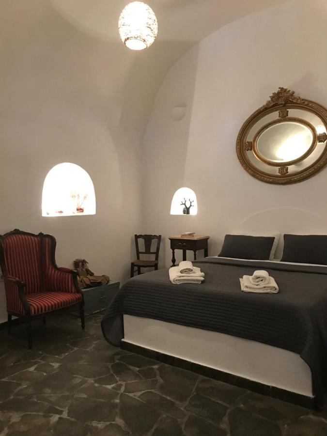 Bioclimatic Cave House Santorini Villa Vóthon Esterno foto